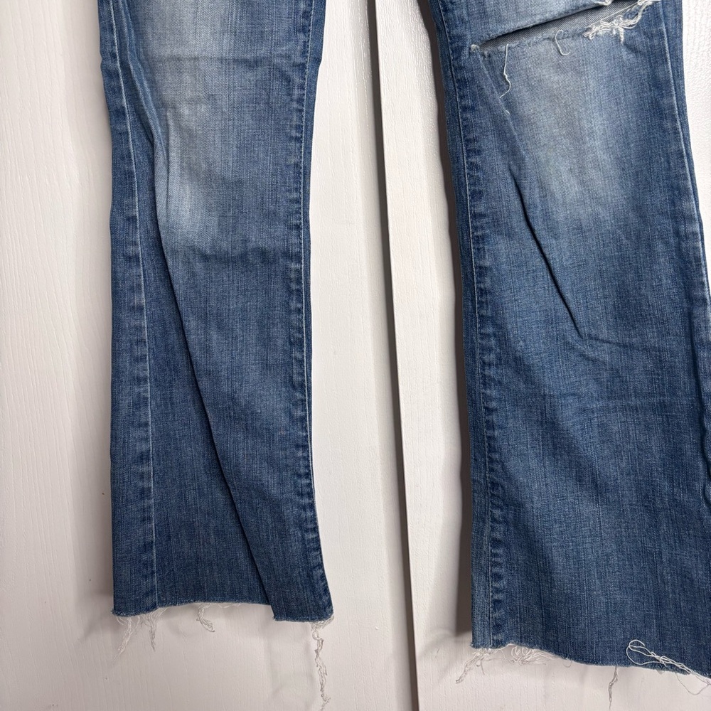👖 Guess Jeans Distressed Flare Denim | Size 26 | Stud Detail 👖 - Picture 3 of 9